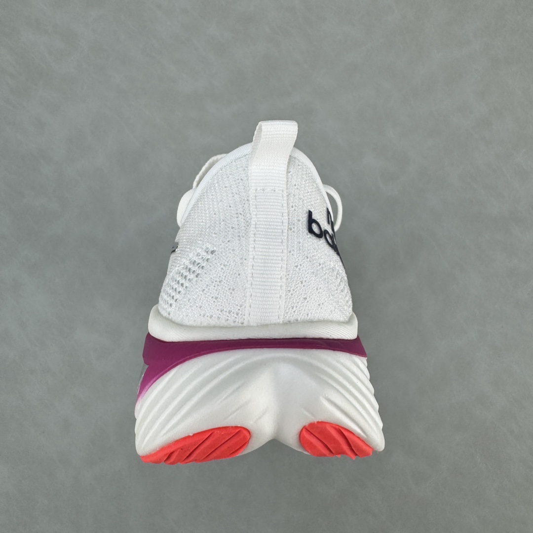 New Balance FuelCell SC Elite v3